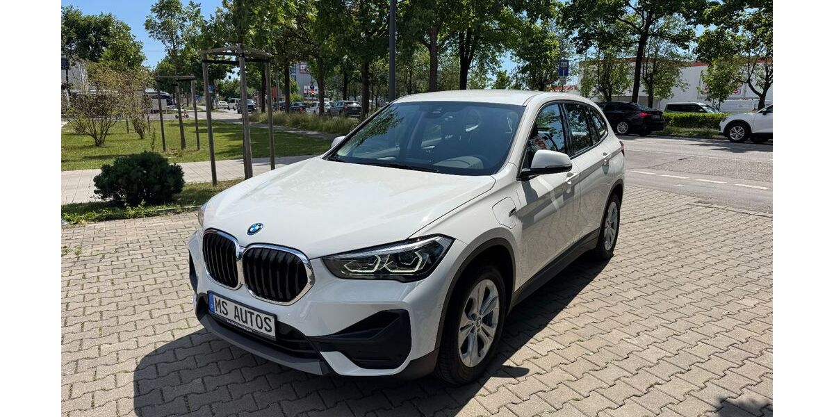 BMW X1 79.000 km 23.450 &euro; München 81243