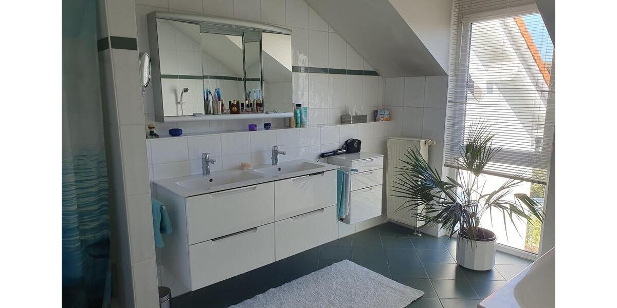 Doppelhaushälfte Friedrichsdorf - 7 Zimmer, 235 m&sup2;, 1.130.000&euro; | Angebot:26957102