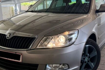 Skoda Octavia 244.000 km 1.980 &euro; München 81829