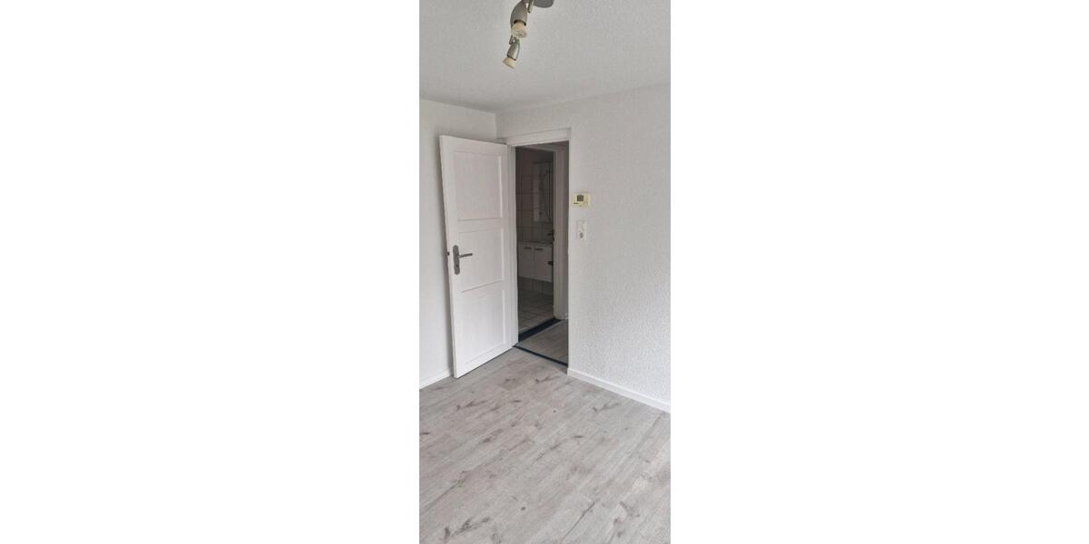 Dachgeschoßwohnung Husum - 2.5 Zimmer, 47 m&sup2;, 470&euro; | Angebot:25541028