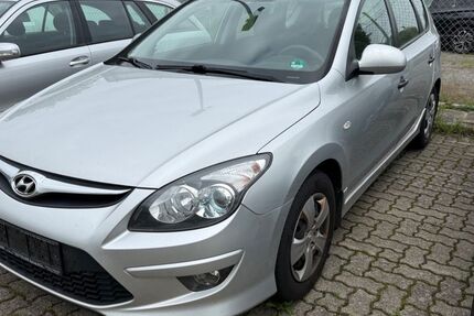 Hyundai i30 211.000 km 2.650 &euro; Wolfenbüttel (Halchter) 38304