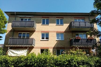 3 Zimmer EG-Wohnung, 65qm, neu renoviert, Südterrasse, Stellplatz