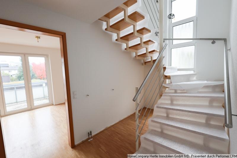 Etagenwohnung Freiburg im Breisgau Haslach - 4 Zimmer, 126 m&sup2;, 1.850&euro; | Angebot:25784996