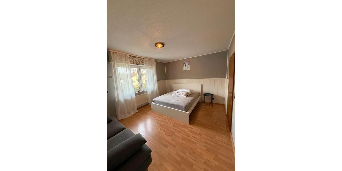 Einfamilienhaus Schönborn - 5 Zimmer, 136 m&sup2;, 1.300&euro; | Angebot:26683025