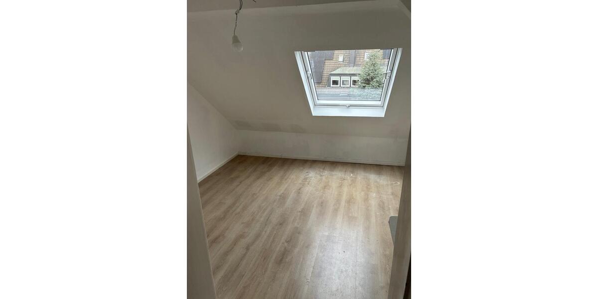 Doppelhaushälfte Dortmund Hörde - 5 Zimmer, 131 m&sup2;, 1.450&euro; | Angebot:25302195