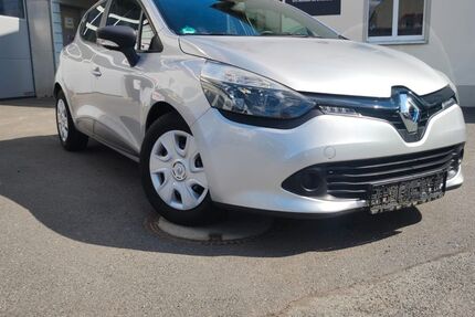 Renault Clio 33.000 km 8.499 &euro; Weidenberg 95466