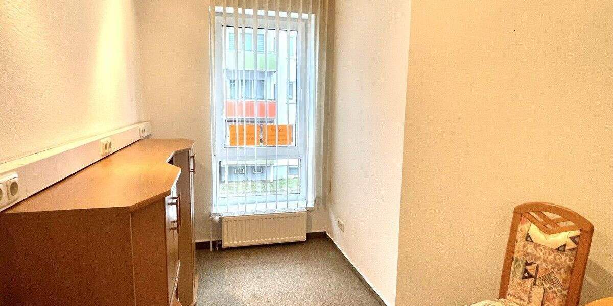 Gewerbeobjekt Prenzlau - 6 Zimmer, 299.000&euro; | Angebot:25674905