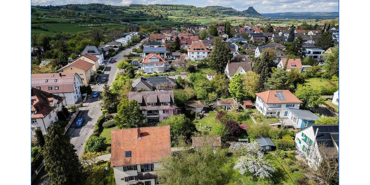 Einfamilienhaus Singen - 7 Zimmer, 240 m&sup2;, 695.000&euro; | Angebot:26364115