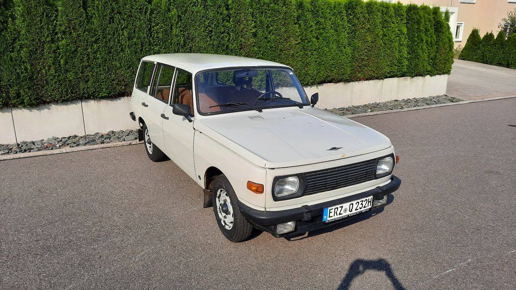 Wartburg 353 13.149 km 12.499 &euro; Schneeberg 08289