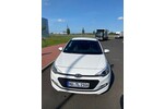 i20