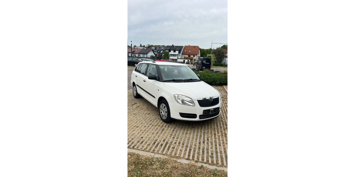 Skoda Fabia 137.000 km 2.950 &euro; Massenbachhausen 74252