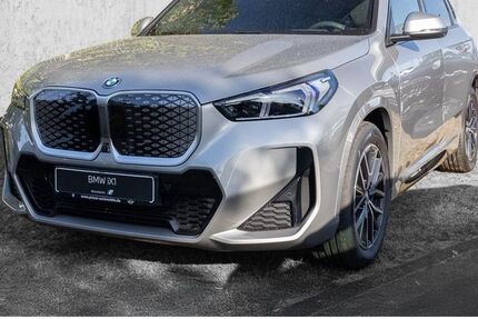 BMW iX1 2.500 km 47.149 &euro; Leverkusen 51371