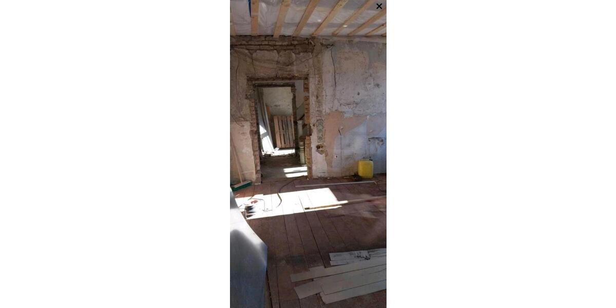 Mehrfamilienhaus, Wohnhaus Burg - 10 Zimmer, 307 m&sup2;, 90.000&euro; | Angebot:26517206