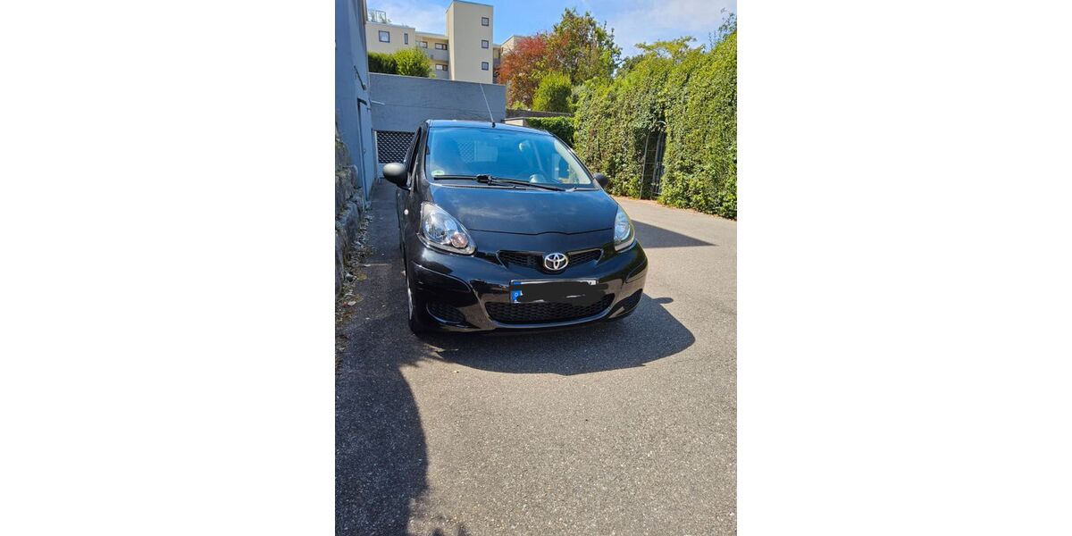 Toyota Aygo (X) 89.200 km 3.700 &euro; Eislingen 73054
