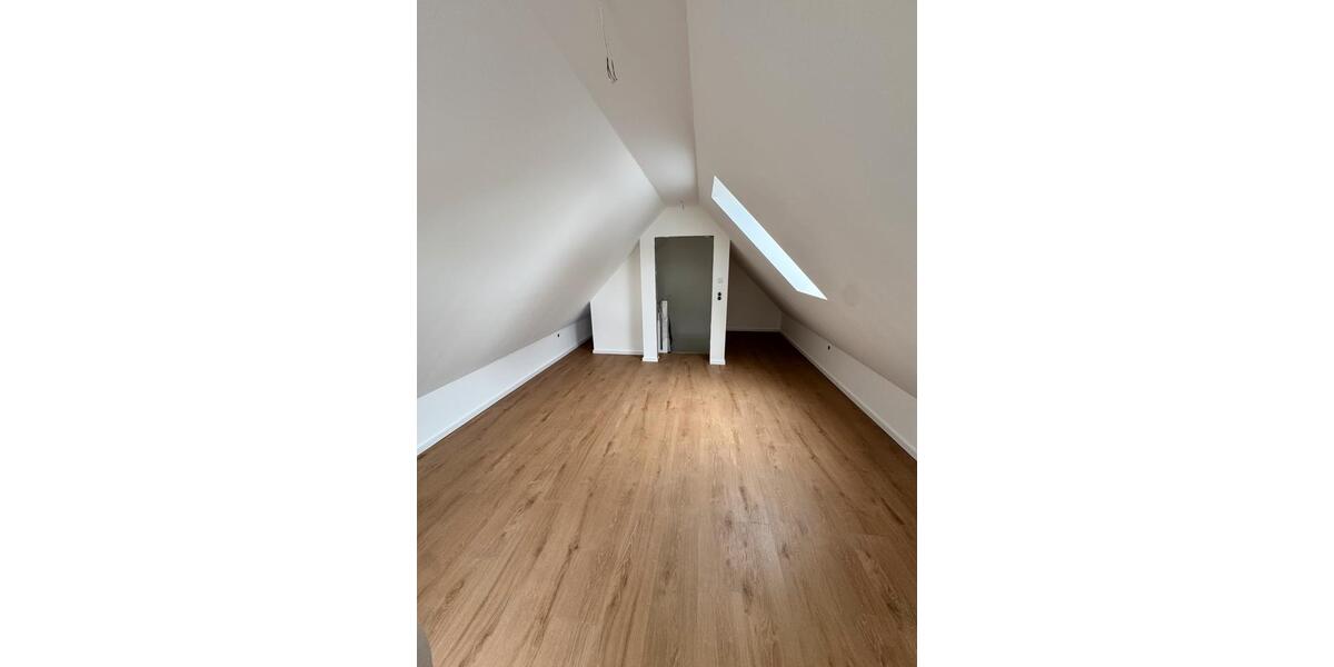 Doppelhaushälfte Großenaspe - 5 Zimmer, 140 m&sup2;, 1.750&euro; | Angebot:26009661