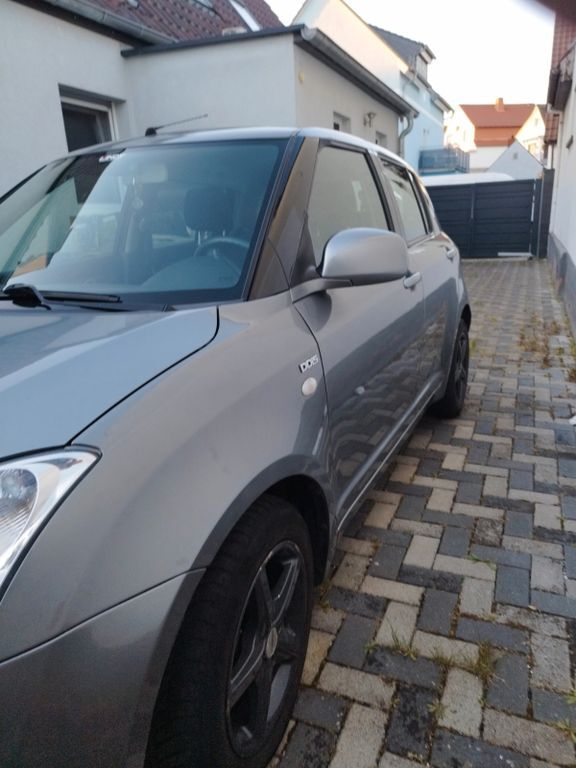 Suzuki Swift 76.000 km 5.899 € Lampertheim 68623