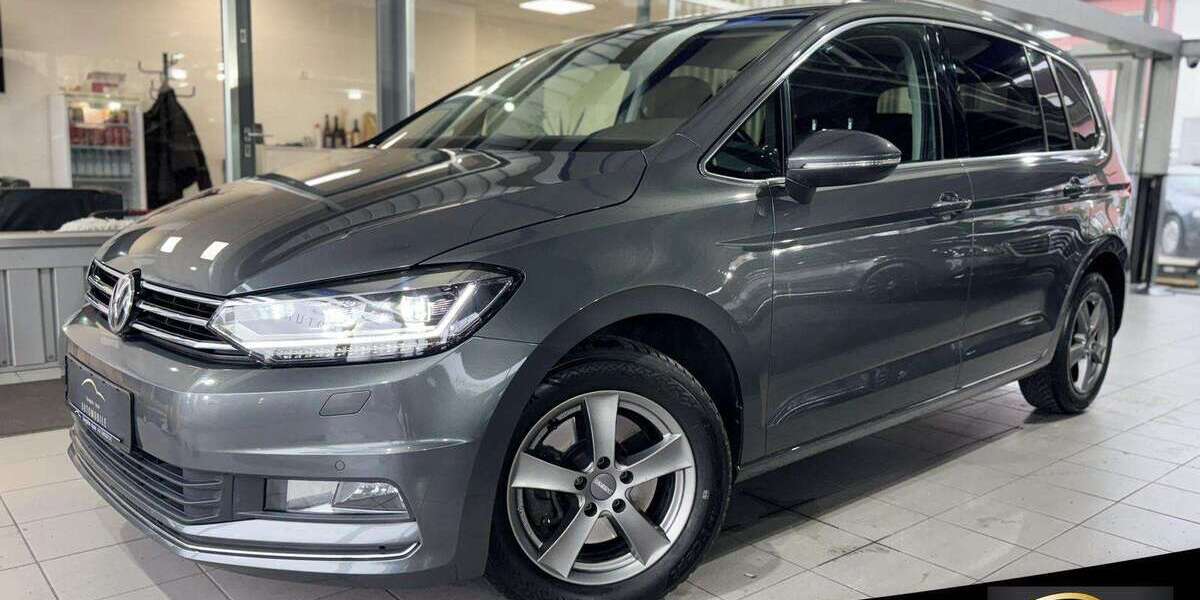 VW Touran 142.600 km 18.890 &euro; Heilbronn 74080