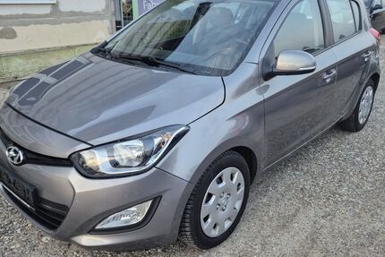 Hyundai i20 109.000 km 4.950 € Kippenheim 77971