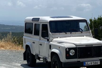 Land Rover Defender 122.000 km 33.999 &euro; München 81737