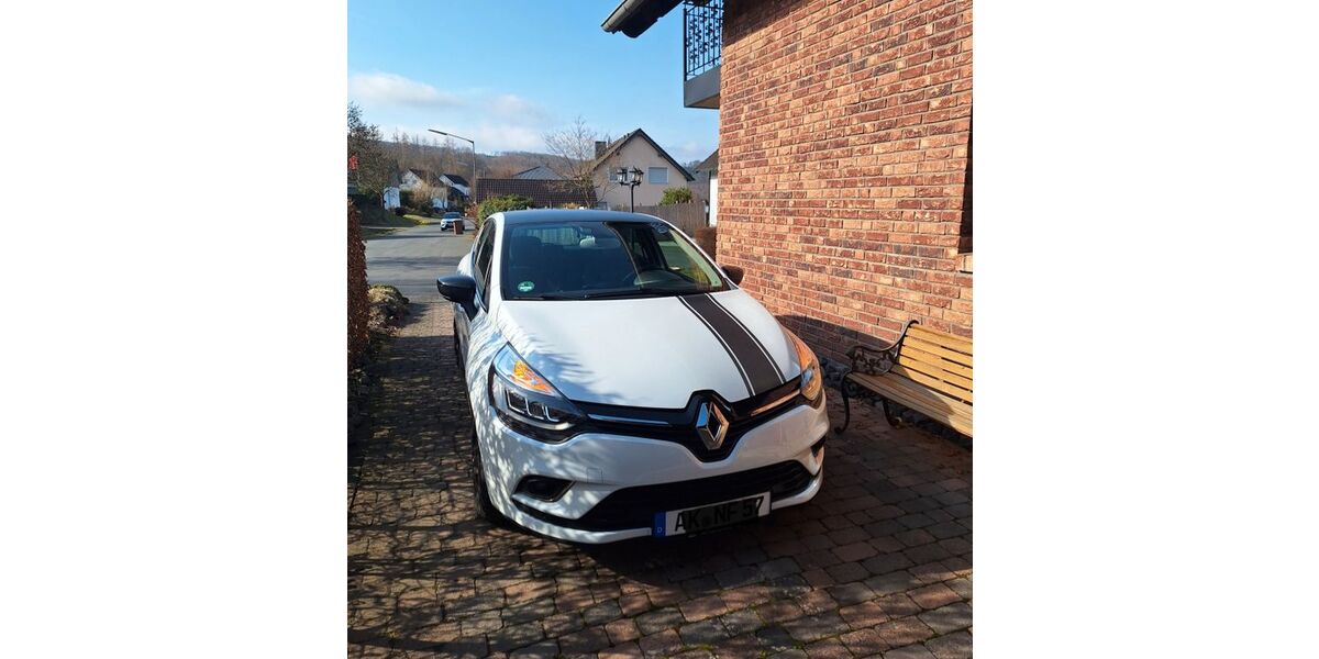 Renault Clio 71.000 km 9.999 &euro; Herdorf 57562