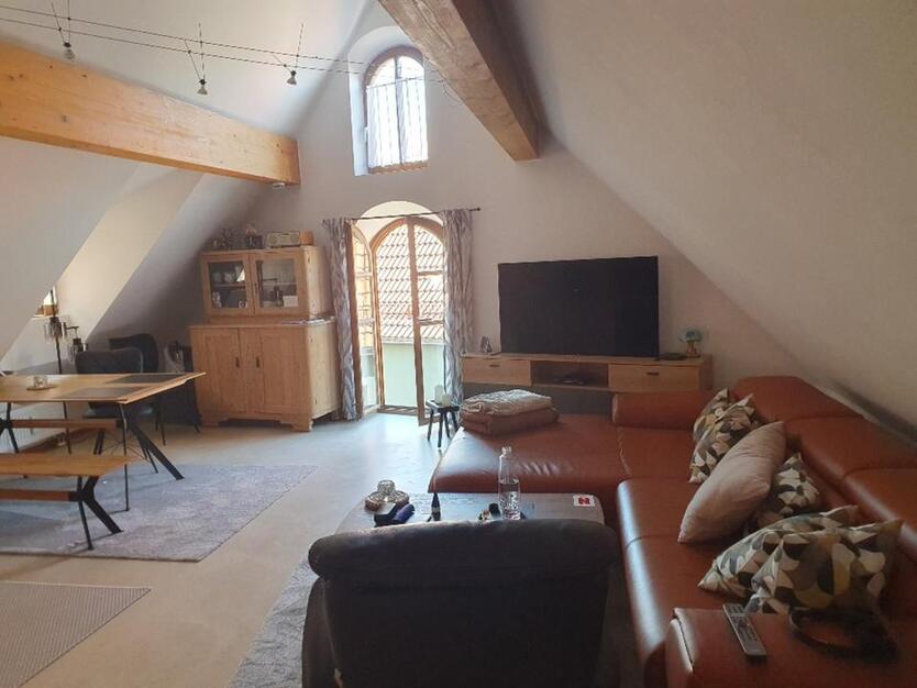 AMBERG DG 3-Zimmer über den Dächern der Altstadt (ca.60qm) zimmer