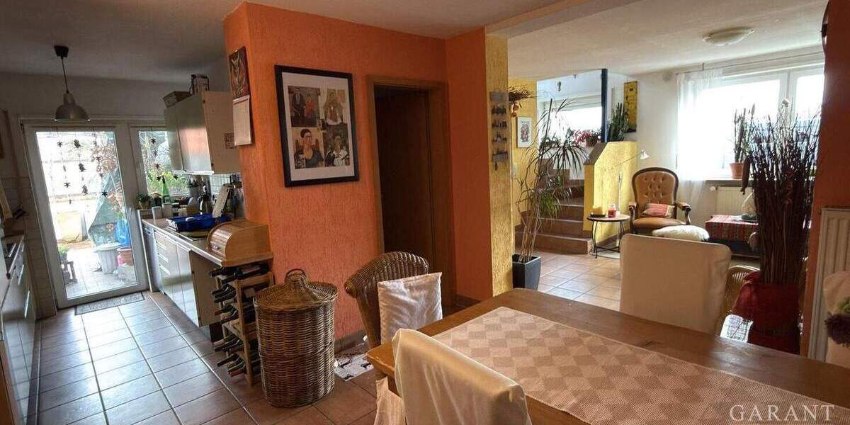 Mehrfamilienhaus, Wohnhaus Haßloch - 8 Zimmer, 198 m&sup2;, 599.000&euro; | Angebot:25821809