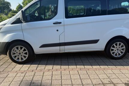 Ford Tourneo Custom 145.000 km 9.999 &euro; Flensburg 24941