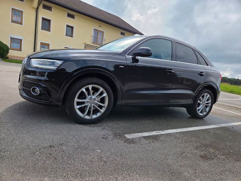 Audi Q3 256.000 km 11.500 € Waldheim 04736
