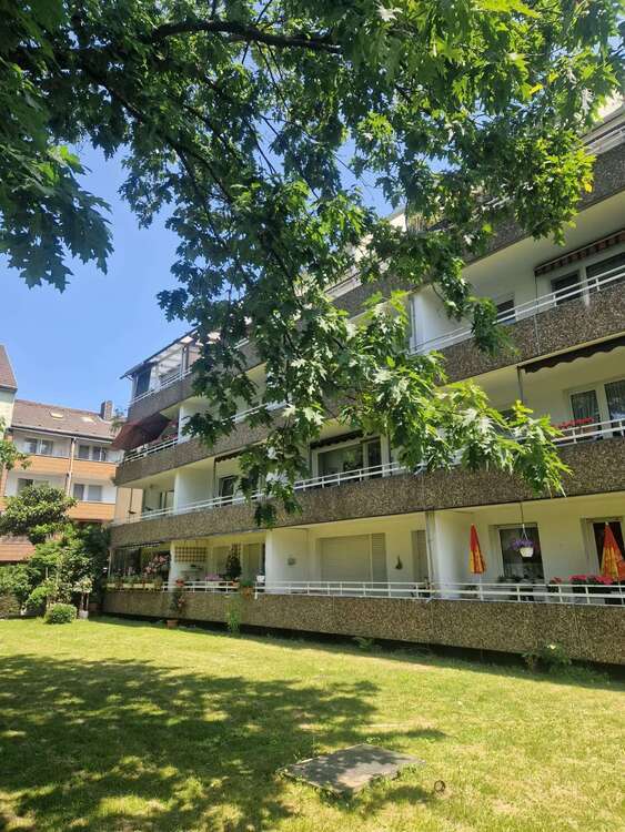 Wohnung zum Kaufen in Duisburg 149.000 € 77 m²