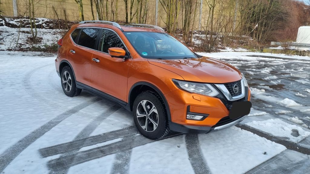 Nissan X-Trail 66.000 km 17.700 &euro; Frankfurt 60326