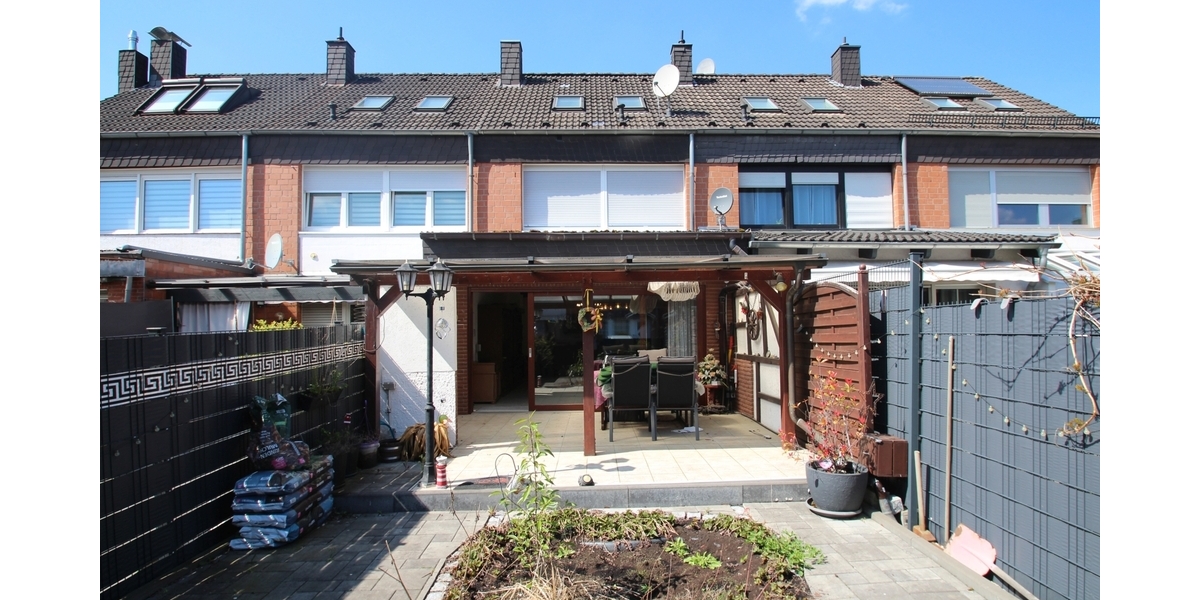 Mit 3D: Reihenhaus mit Terrasse & viel Potenzial – Ihr neues Zuhause wartet! - Reihenmittelhaus Lohmar | Angebot:26295340