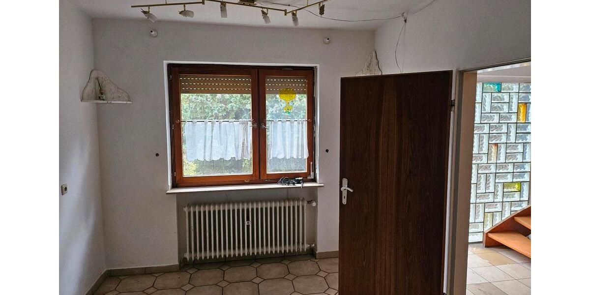 Reihenhaus Korbach - 6 Zimmer, 160 m&sup2;, 247.000&euro; | Angebot:25258961