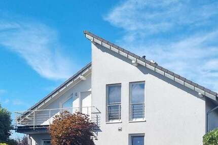 Haus Lohmar - 8 Zimmer, 260 m&sup2;, 830.000&euro; | Angebot:26333532