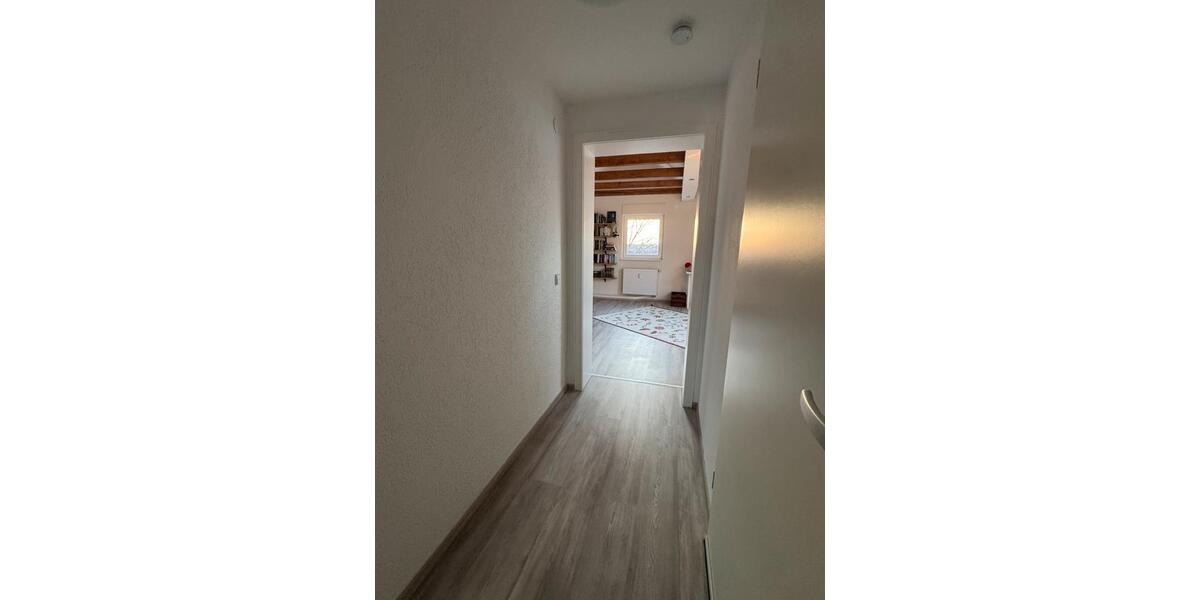 Dachgeschoßwohnung Eppelheim - 3 Zimmer, 60 m&sup2;, 850&euro; | Angebot:25945150