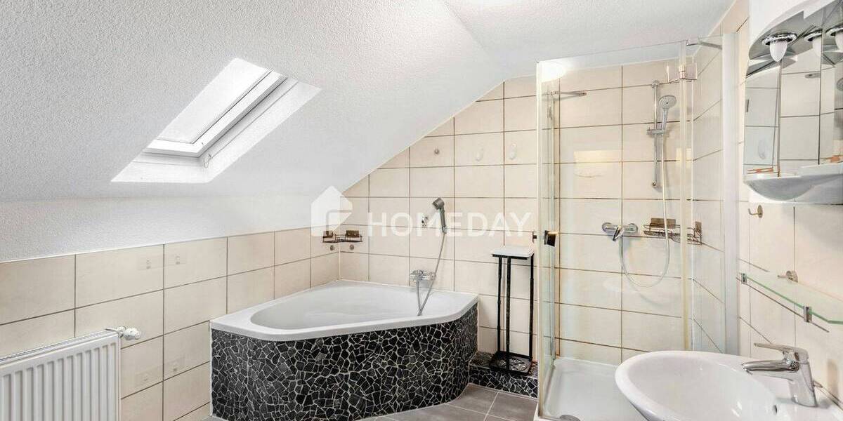 Einfamilienhaus Ramstein-Miesenbach Miesenbach - 8 Zimmer, 350 m&sup2;, 695.000&euro; | Angebot:26157237