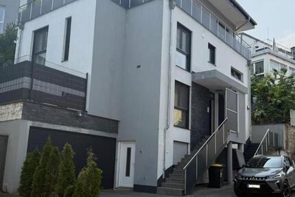 modernes EFH in Bad Soden Altenhain zimmer