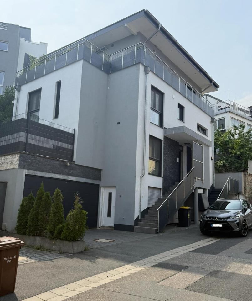 modernes EFH in Bad Soden Altenhain zimmer