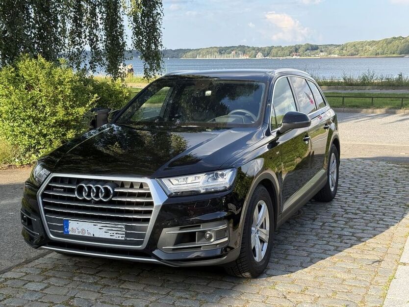 Q7