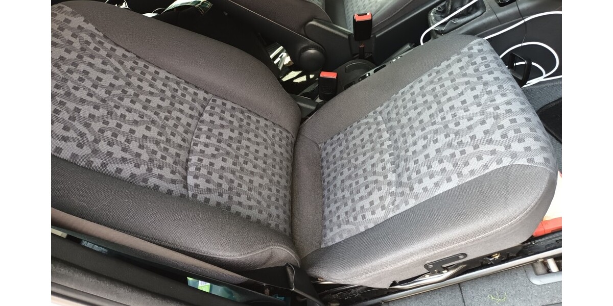 Mercedes-Benz Vaneo 171.000 km 3.700 &euro; Duisburg 47051