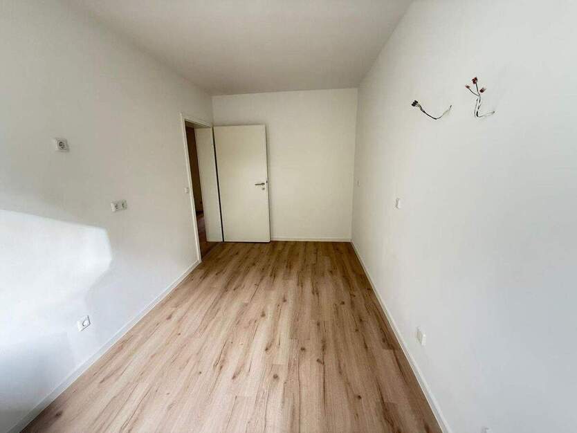 Großzügige,frisch renovierte Wohnung mit Terrasse in Essen-Steele - zentral und familienfreundlich 6 zimmer