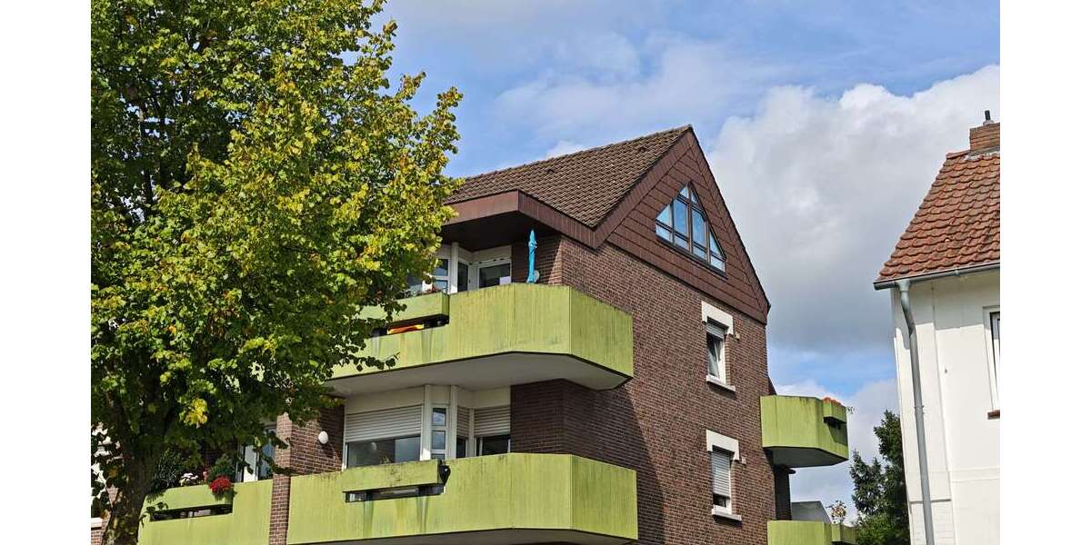 Wohnung zum Kaufen in Delmenhorst 215.000 € 90 m² 4 zimmer