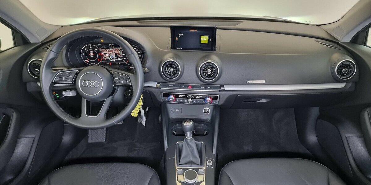 Audi A3 30 TDI LED SHZ Navi Leder Tempomat Digital 88.900 km 17.900 &euro; Garrel 49681