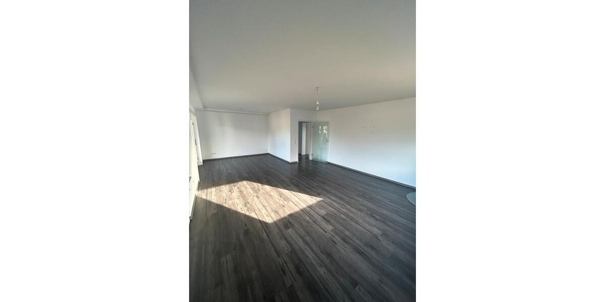 Etagenwohnung Uslar - 3 Zimmer, 100 m&sup2;, 850&euro; | Angebot:25304331