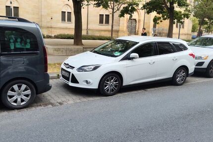 Ford Focus 220.000 km 2.950 &euro; Schwabach 91126