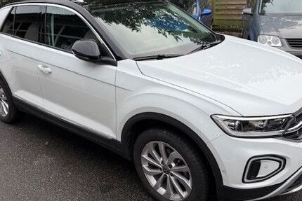 VW T-Roc 21.191 km 29.380 € Wesselburen 25764