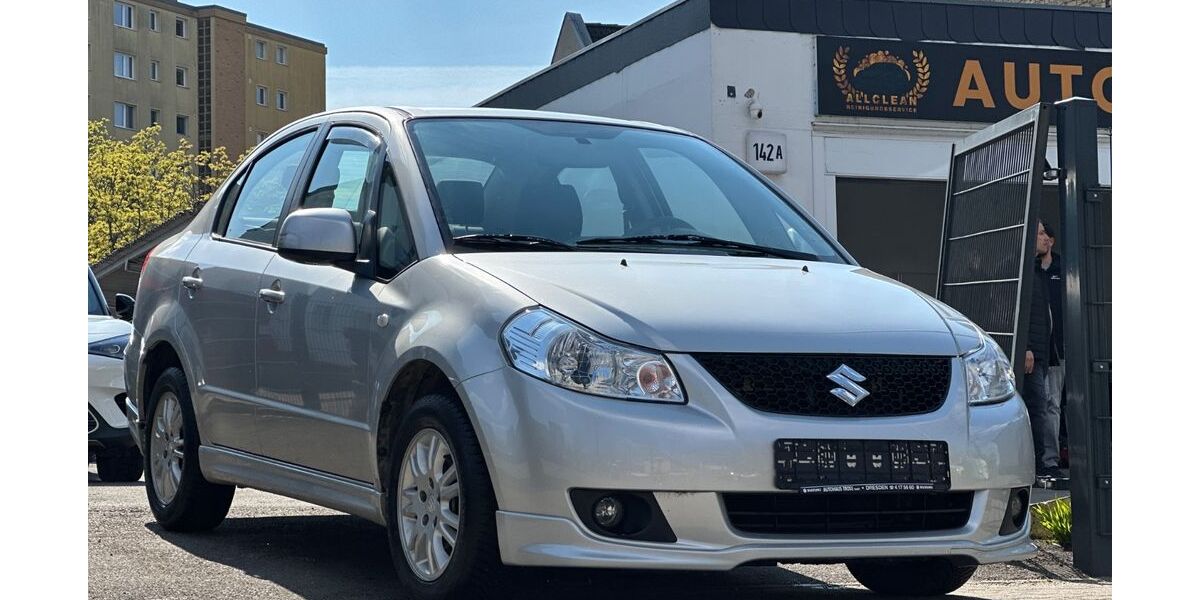 Suzuki SX4 40.000 km 5.900 &euro; Berlin 12351
