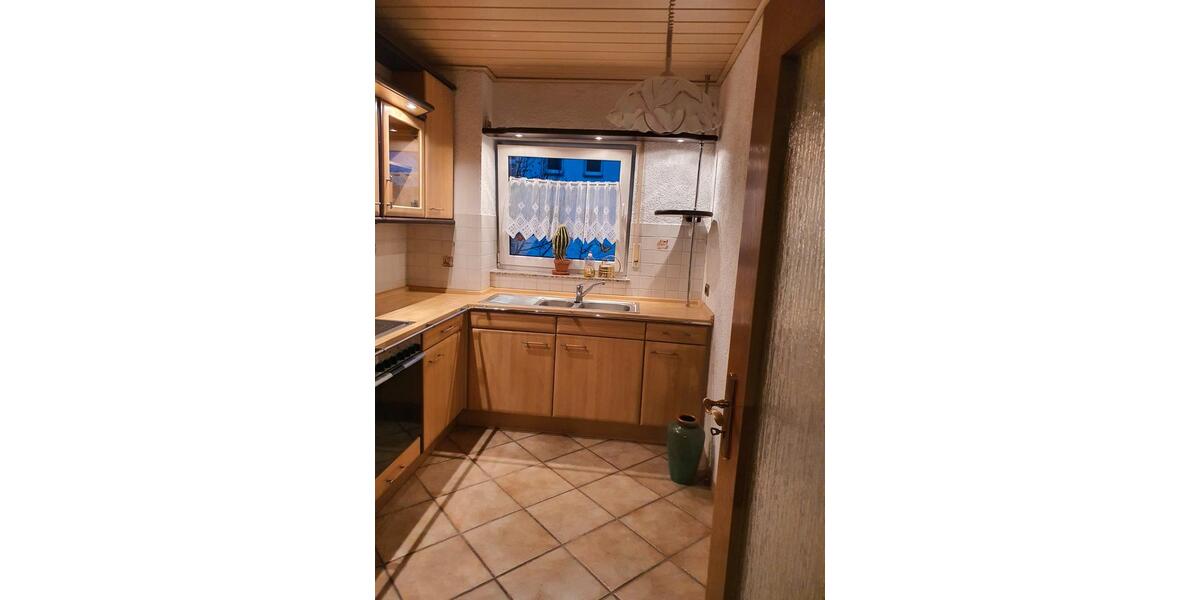 Etagenwohnung Ludwigshafen am Rhein Ludwigshafen-Hemshof - 1 Zimmer, 70 m&sup2;, 650&euro; | Angebot:25986638