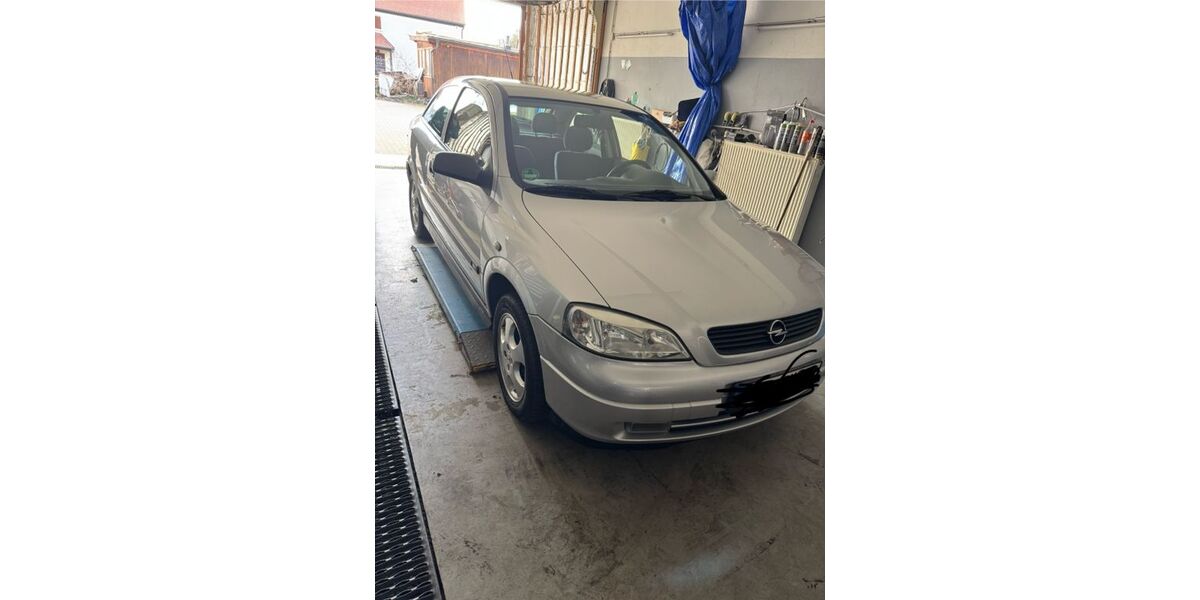 Opel Astra 104.000 km 1.499 &euro; Schkeuditz 04435