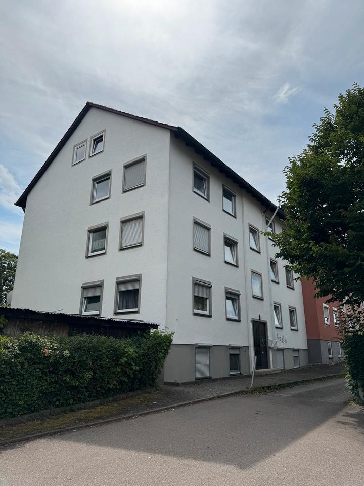 Drei-Zimmer-Dachgeschoßwohnung