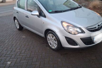 Opel Corsa 113.800 km 3.500 &euro; Bad Wünnenberg 33181